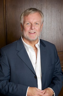 Dr Mark Allan Pemberton Dr Mark Allan Pemberton